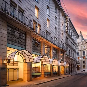 **** Otel K+k Opera Macaristan